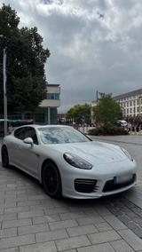 Porsche Panamera GTS Vollausgestattet EXTRAS! - Porsche Panamera in Oberhausen
