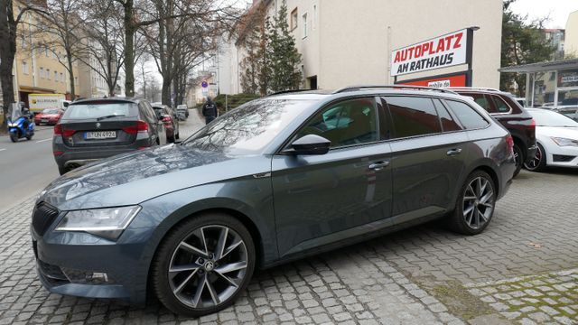 Skoda Superb Combi Sportline, Bi-Xenon, Alcantara