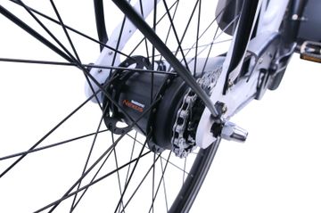 Bild 8 HAWK Bikes e-City Wave white