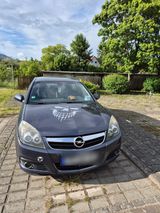 Opel Signum 2.2 Direct - Opel Signum mit Benzin-Antrieb: Kombi, 2.2