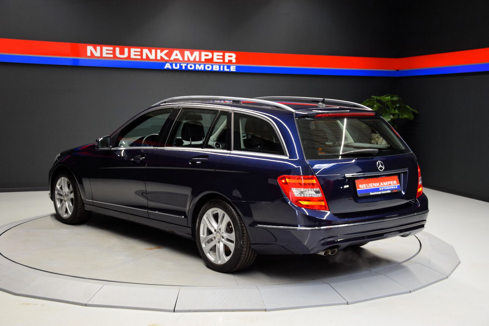 Fahrzeugabbildung Mercedes-Benz C 180 T CGI BlueEfficiency Avantgarde 2.Hand