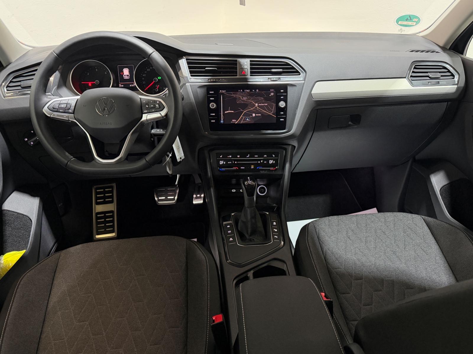 Volkswagen Tiguan Move/IQ.DRIVE/KAM/AMBIENTE/SHZ+HINTEN/ACC