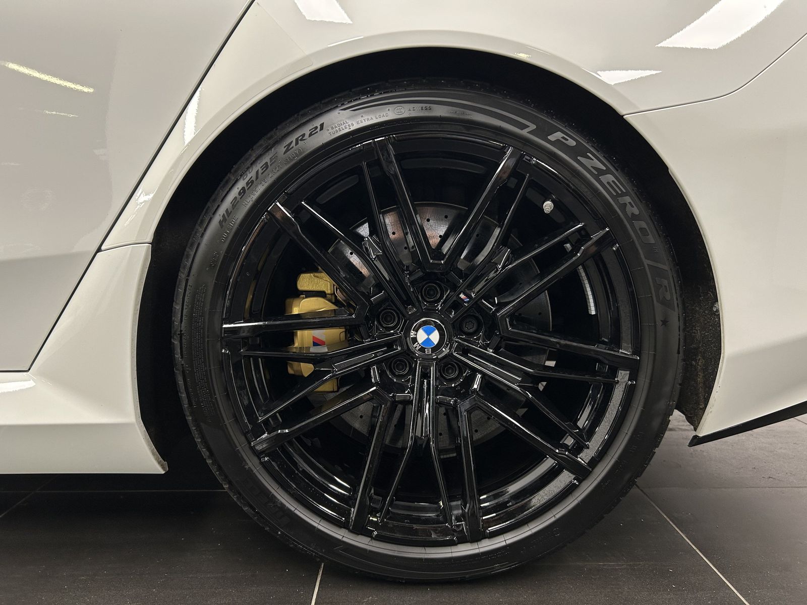BMW M5 - Bild 6