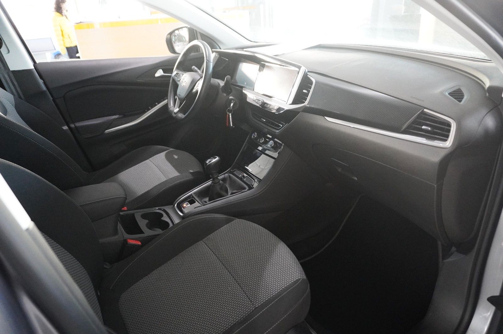 Fahrzeugabbildung Opel Grandland (X) 1.2T GS SPORT NAVI/LED/KAMERA/DAB+