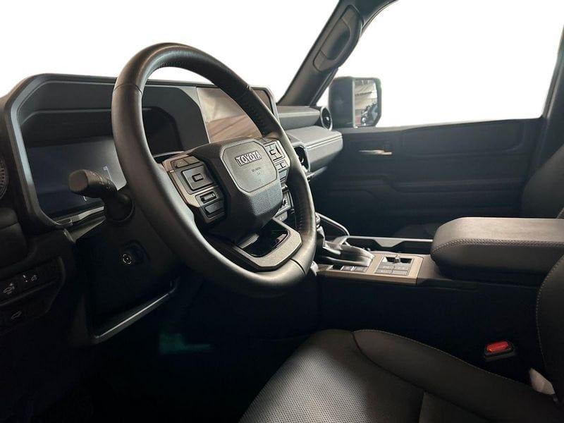 Toyota Land Cruiser 2.8 D-4D Adventure AWD Auto