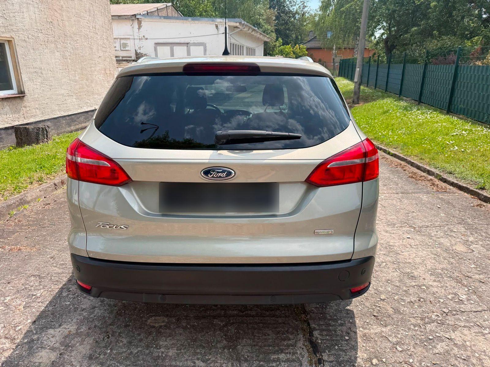 Ford Focus 2015 — engine