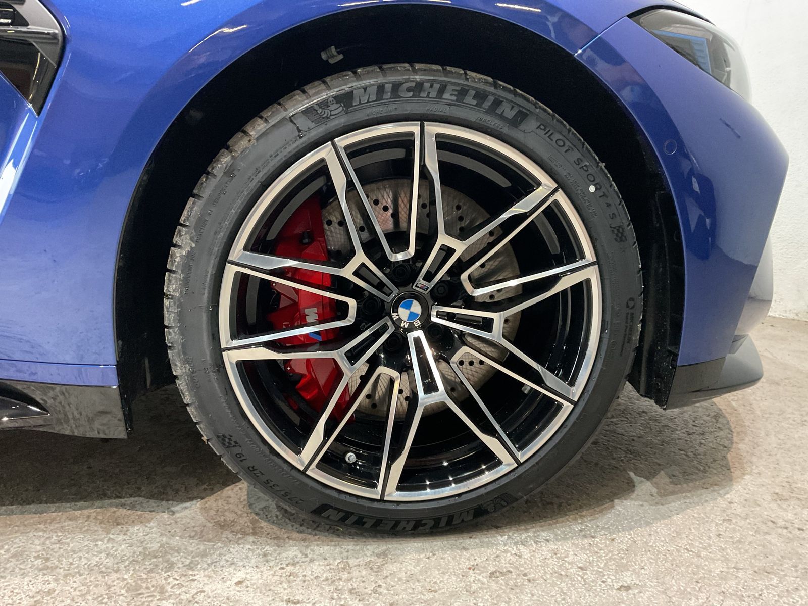 Fahrzeugabbildung BMW M3 Limousine Sitzbelüftung, HK Hifi, M Driver's