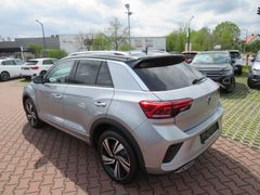 VW T-Roc  R-Line  DSG 1,5TSI + AHK + Bild 2