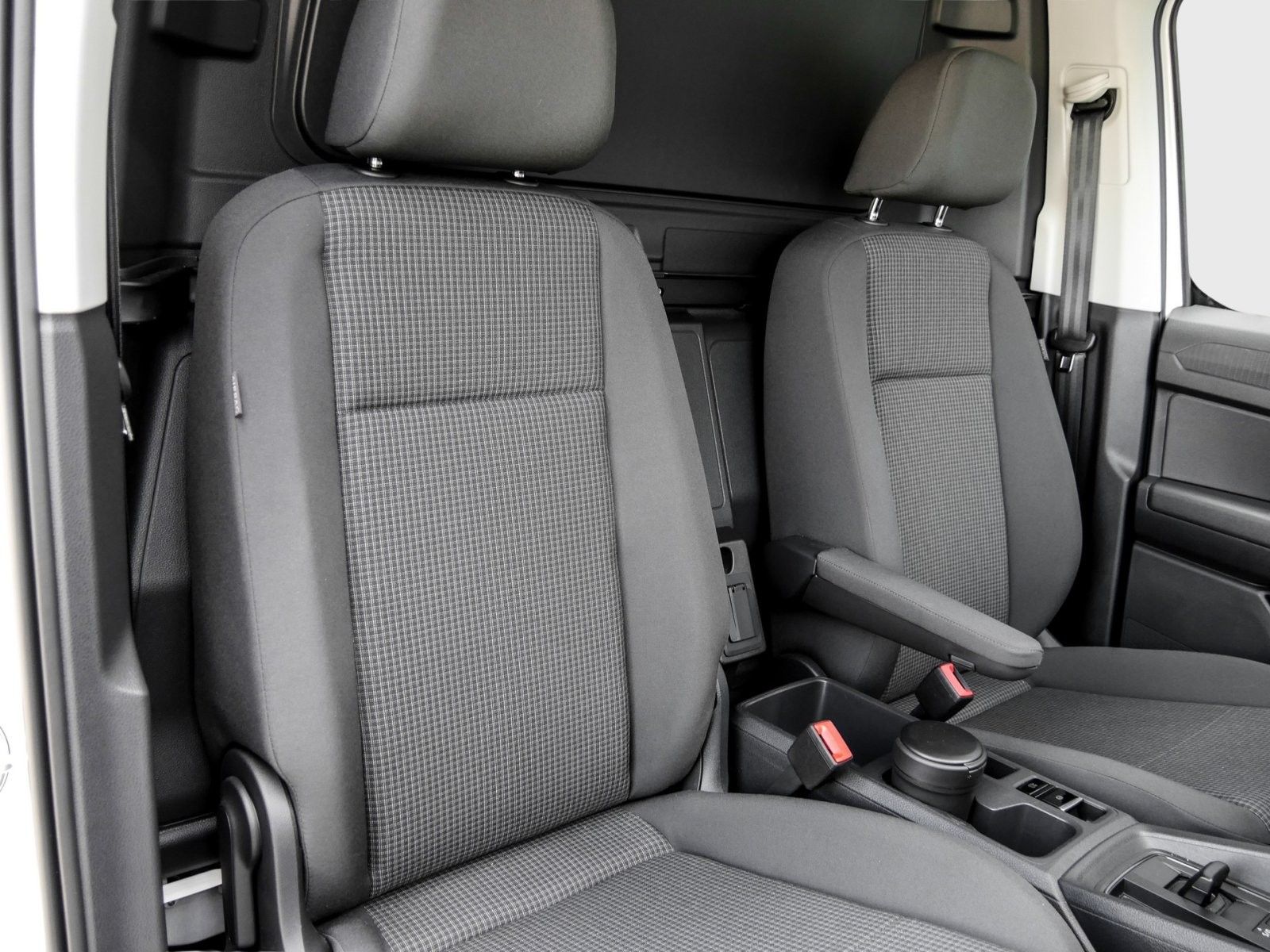 Volkswagen Caddy Maxi Cargo 2.0 TDI DSG AHK NAVI RearView foto 4
