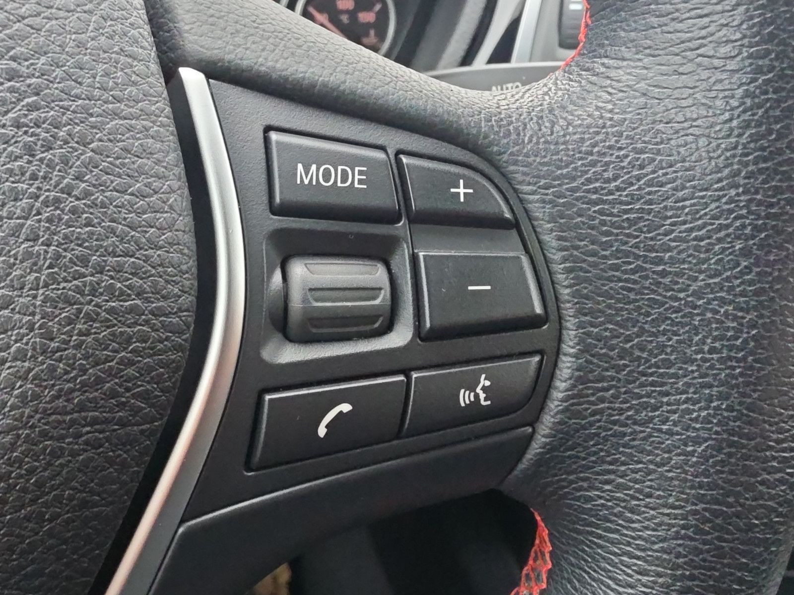 Fahrzeugabbildung BMW 320 3 Gran Turismo xDrive Sport Line Aus 1.Hand