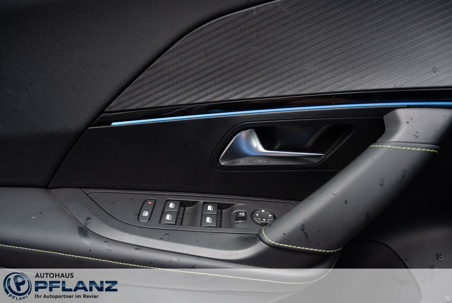 Peugeot 2008 - Bild 12