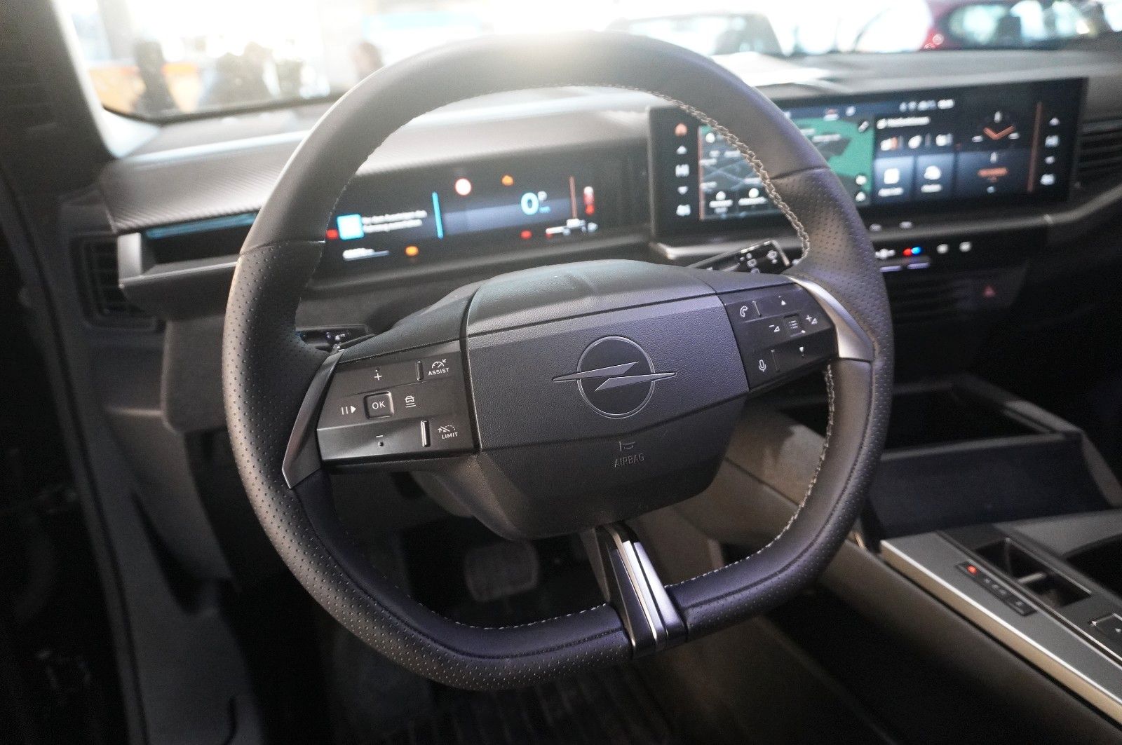 Fahrzeugabbildung Opel Grandland B 1.2 48V GS MHD LED-MATRIX/KAMERA/SHZ