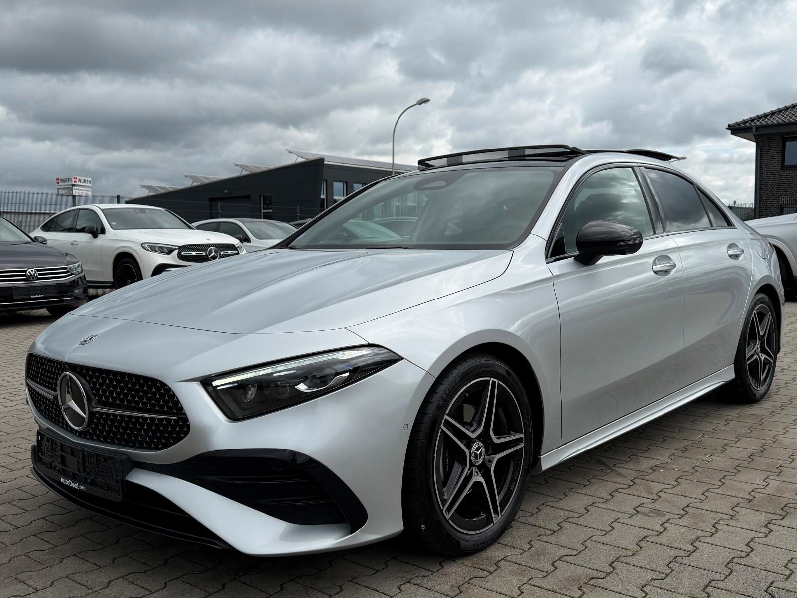 Mercedes-Benz A180 1.3 Ltr  AMG Line Limousine * Pano * ACC