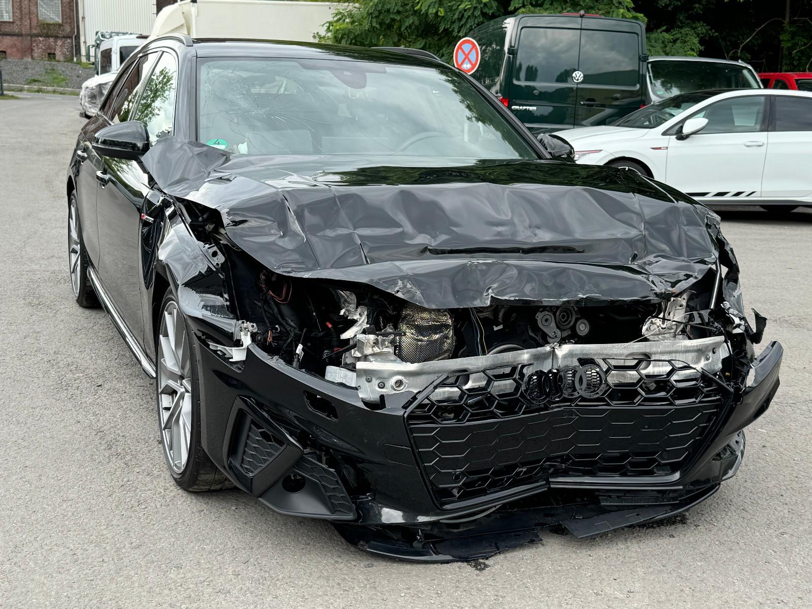 Audi A4 Avant 40 TDI quattro S line S tronic