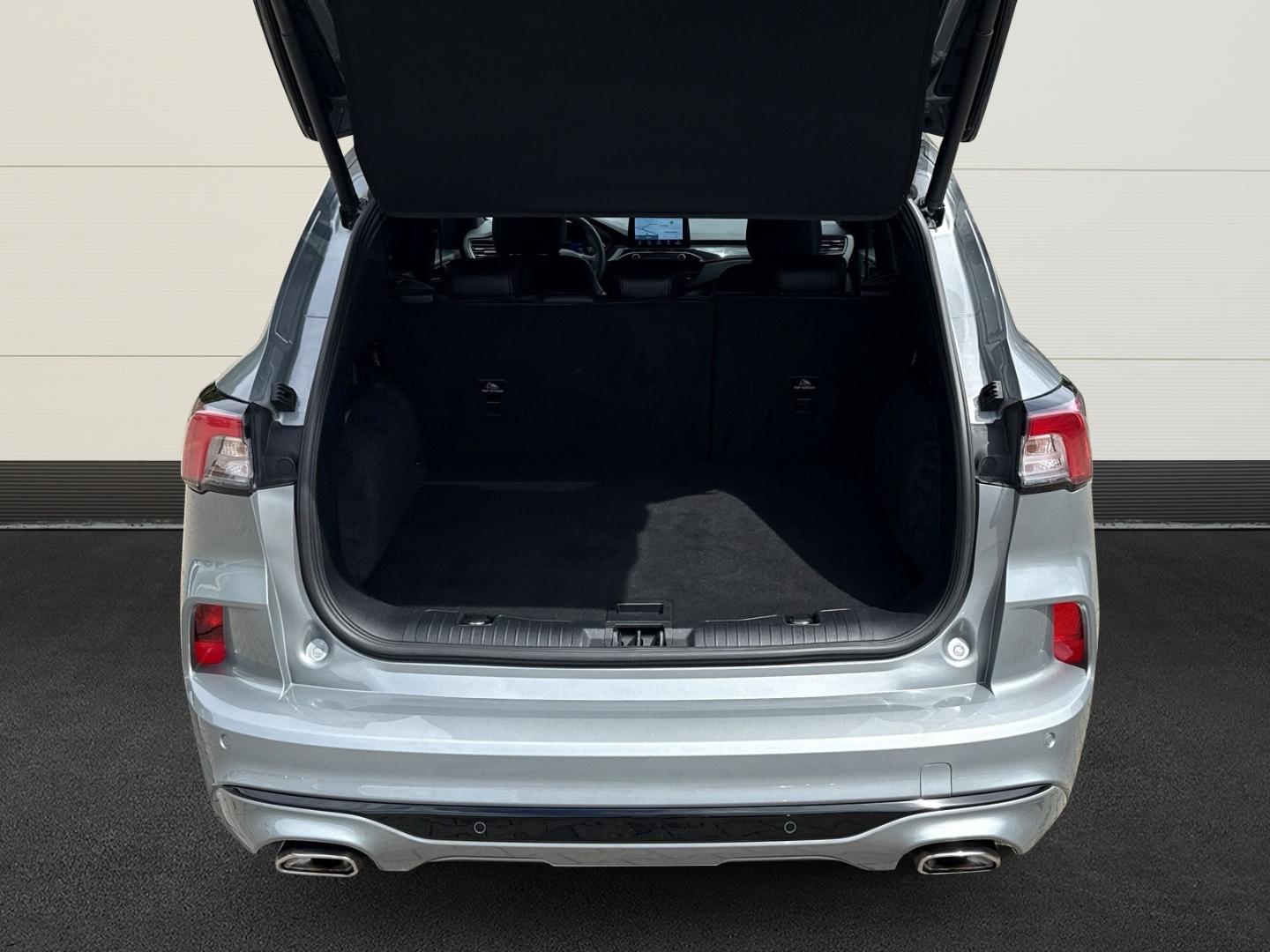 Ford Kuga PHEV ST-Line X 225 ch • Hybride rechargeable • B&O • ACC • Caméras