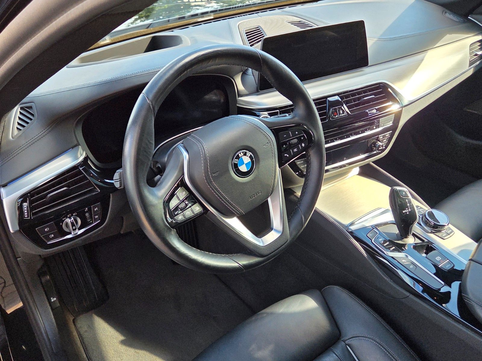 BMW 540i Touring xDrive Luxury Line H&K Pano ACC foto 10