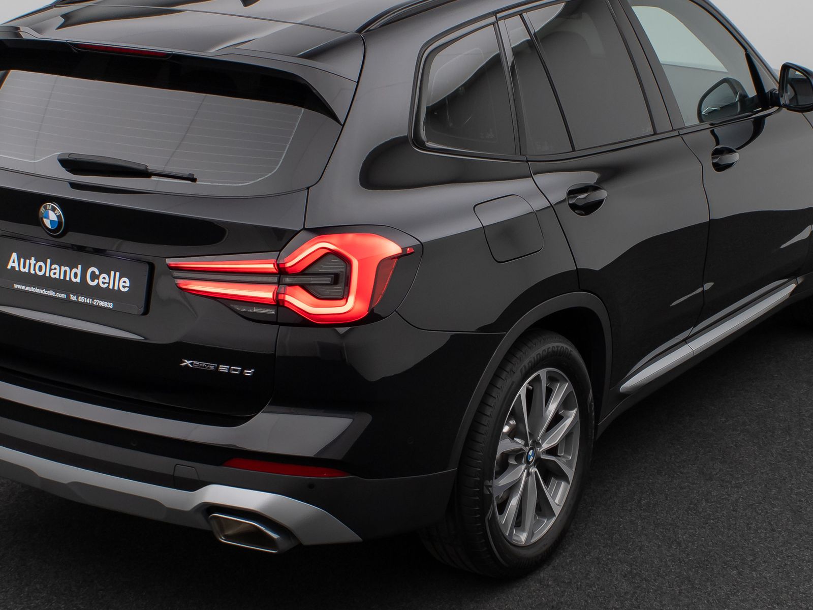 Fahrzeugabbildung BMW X3 xD20d Kamera DAB Leder Parkassis Sport 19Zoll