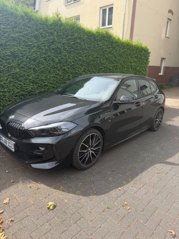 Image of BMW 118