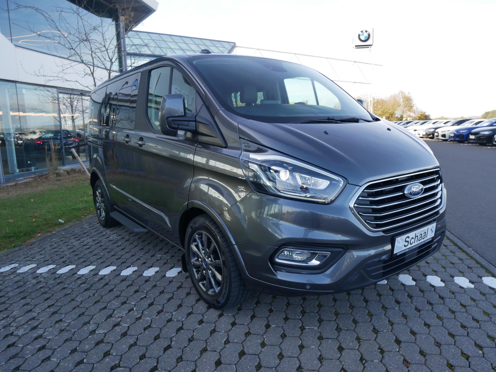 Ford Tourneo Custom 320 L1H1 VA Autm. Titanium X AHK