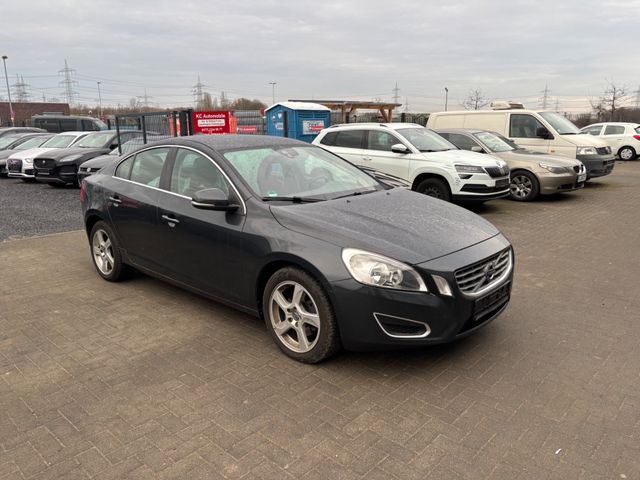 Volvo S60 Lim. Momentum*BUSINESSPAKET PRO*NAVI*