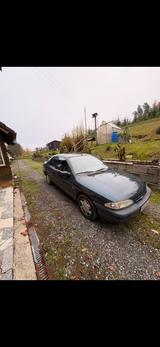 Ford Mondeo 1.8 16V 82 kW Ghia Ghia - gebrauchte Ford Mondeo aus dem Jahr 1994