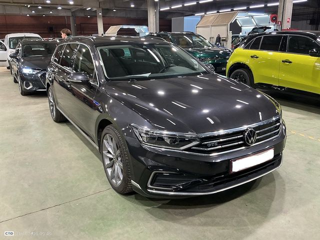 VW Passat 1.4 TSI DSG GTE GTE