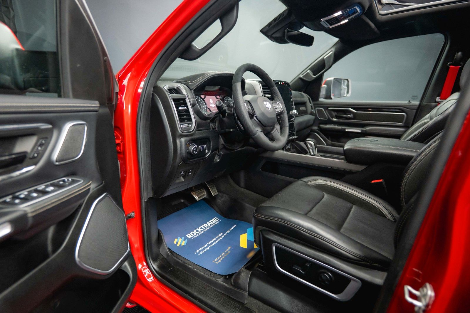 Fahrzeugabbildung Dodge RAM 5.7 V8 HEMI 4x4 NIGHT GT SPORT *Pano*22Zoll*