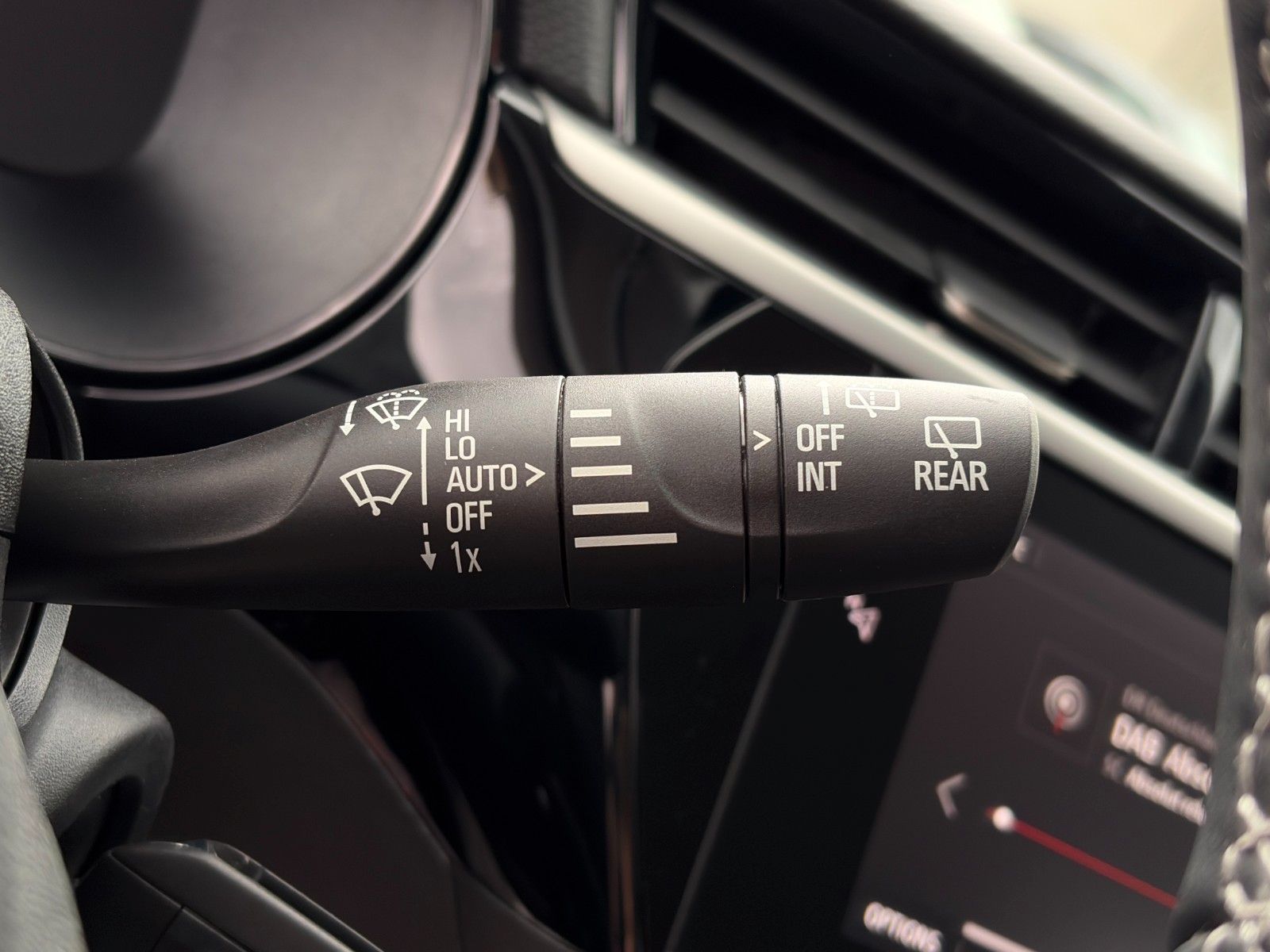 Fahrzeugabbildung Opel Corsa F 1.2 DIT S&S Elegance TEMP. NAV LHZ PDC