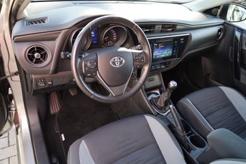 Toyota Auris - 9
