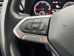 Fahrzeugabbildung Volkswagen T6.1 Multivan 2.0 TDI DSG AHK LED NAVI R-CAM