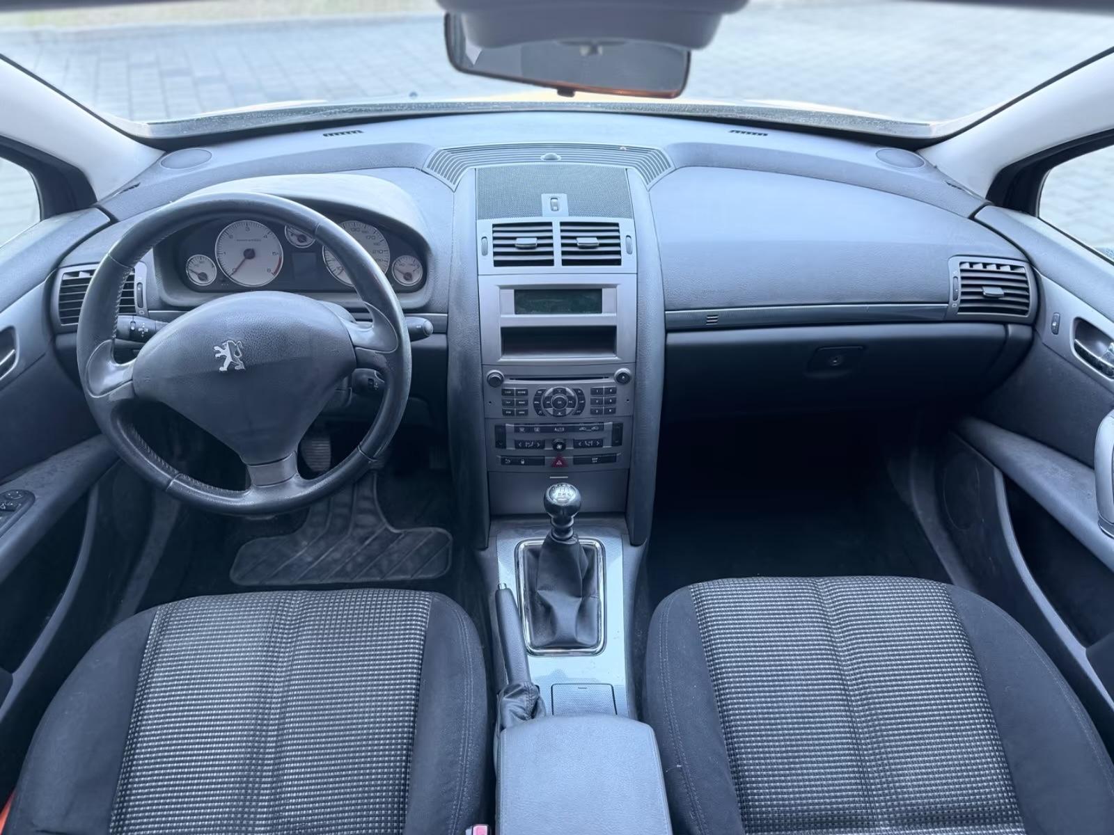 Peugeot 407 2004 — photo 10