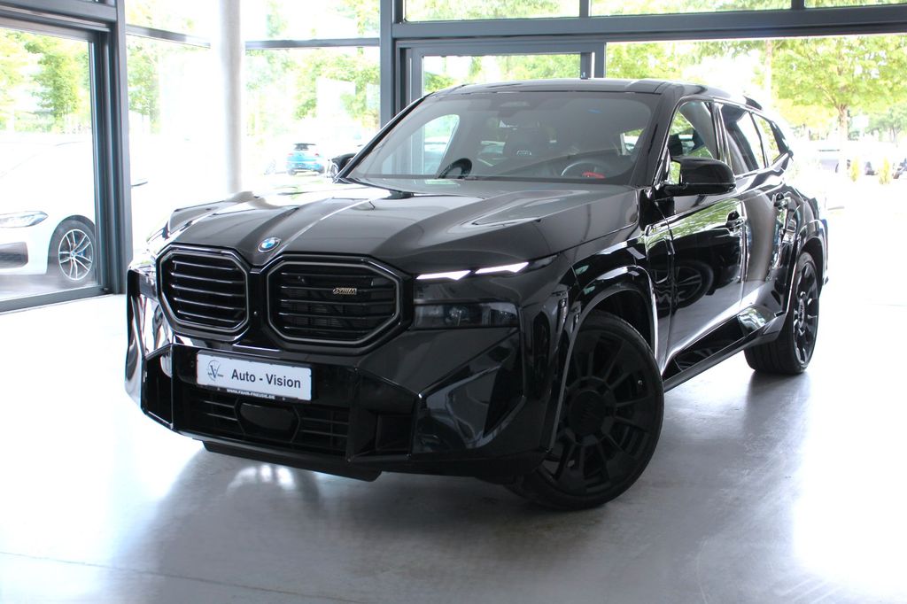 BMW XM