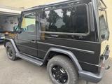 Mercedes-Benz G 320 kurz 463, Oldtimer, umfang. Ausstattutung - schwarze Mercedes-Benz G 320