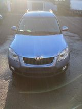 Skoda Roomster 1.4 16V Scout  Motor generalüberholt  - Skoda Roomster aus 2011: Scout