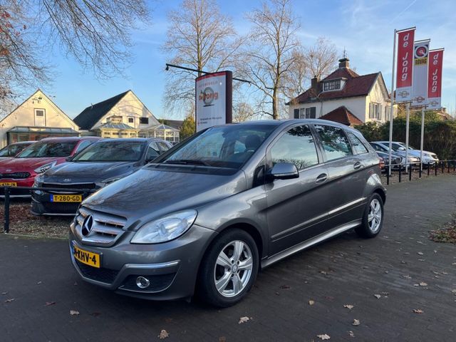 Mercedes-Benz B 170 klima / AHK / RADIO-CD / BLEUTOOTH / 16 LM