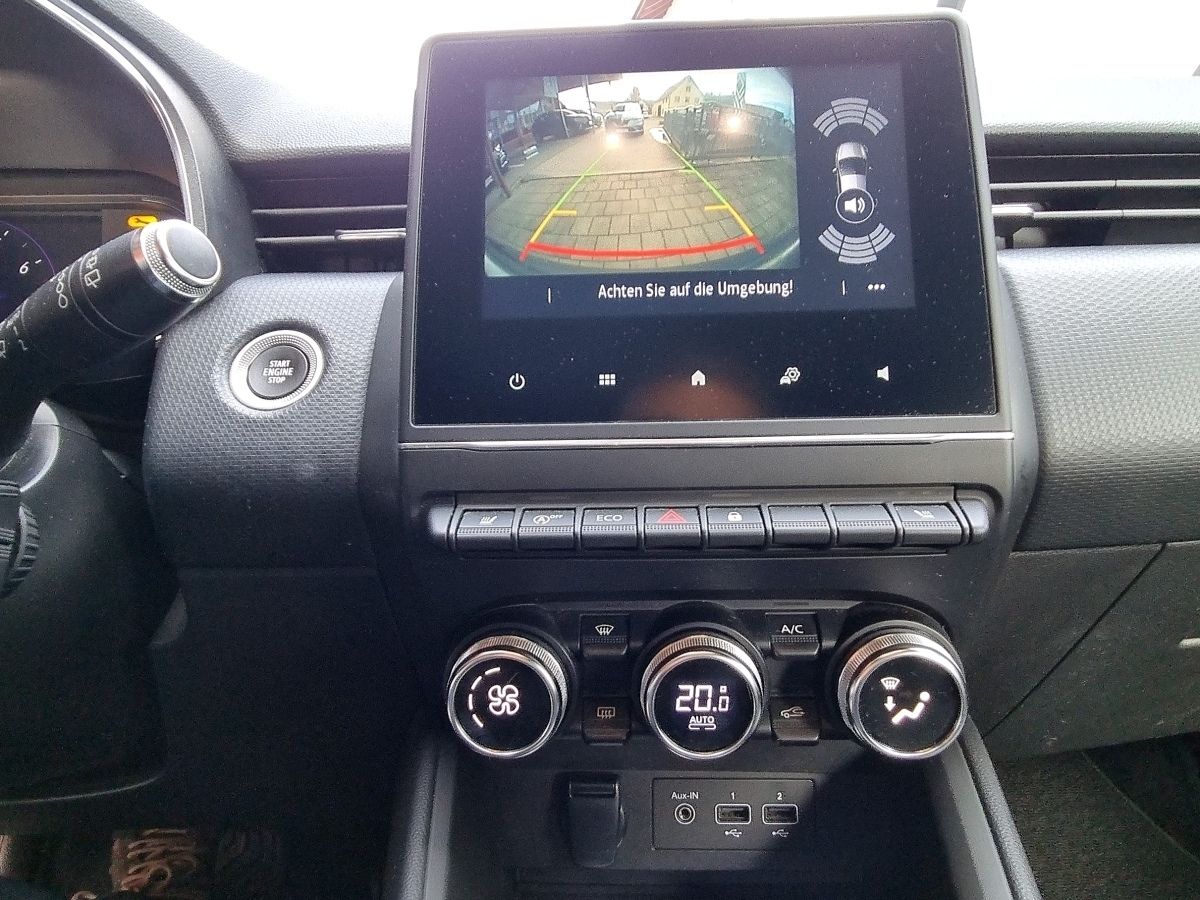 Fahrzeugabbildung Renault Clio INTENS TCe 100