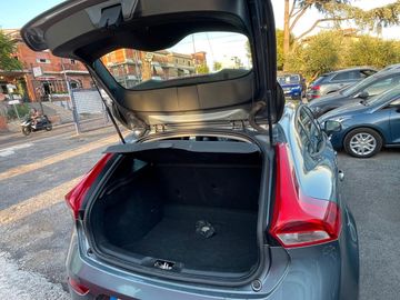 Volvo V40 - 9