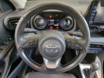 Toyota Yaris - 12