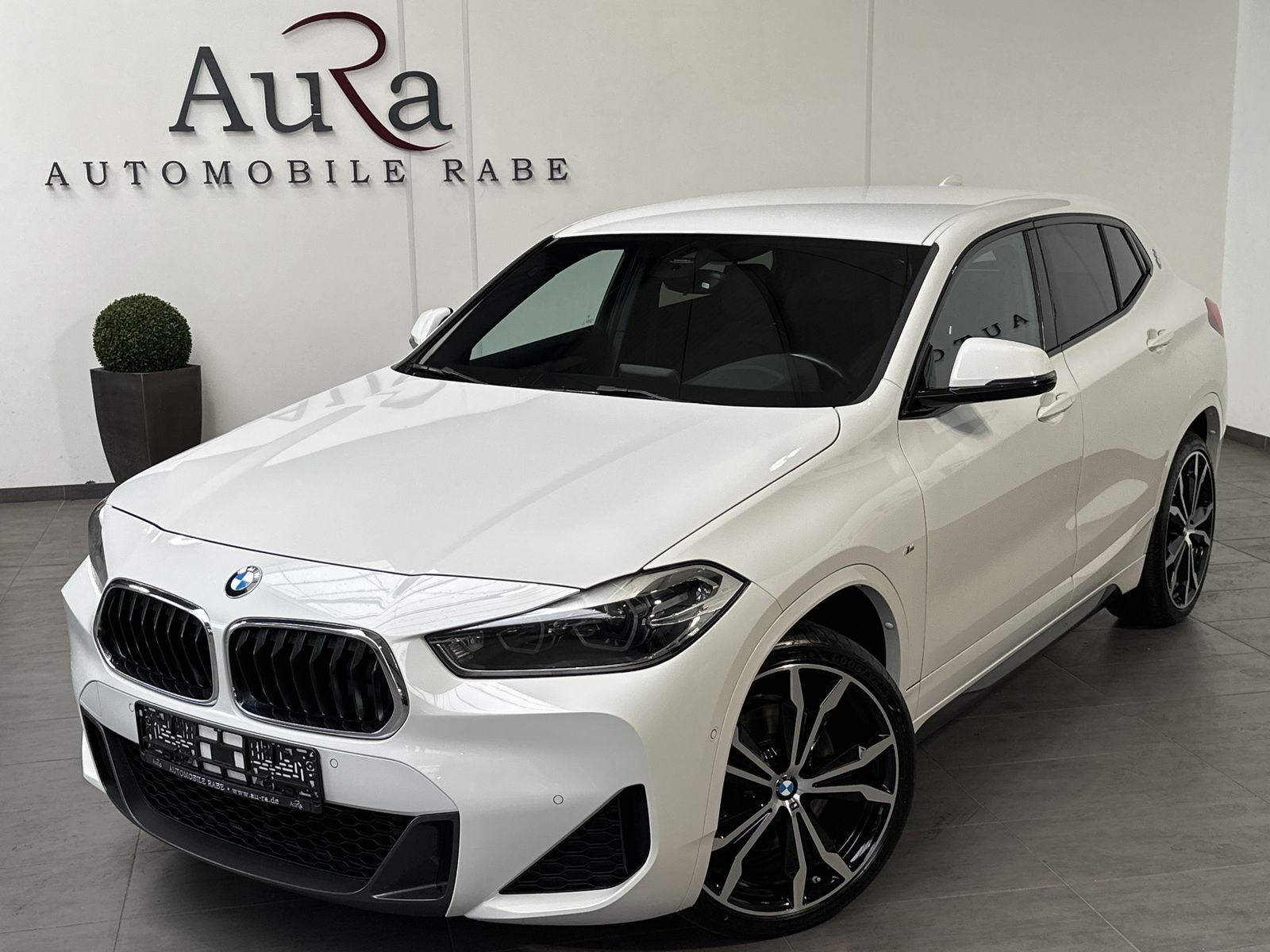 Fahrzeugabbildung BMW X2 xDrive25d M-Sport LED+KAMERA+AHK+20ZOLL+1HD