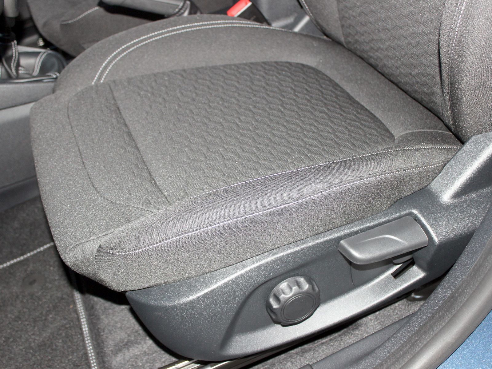 Fahrzeugabbildung Ford Fiesta Titanium