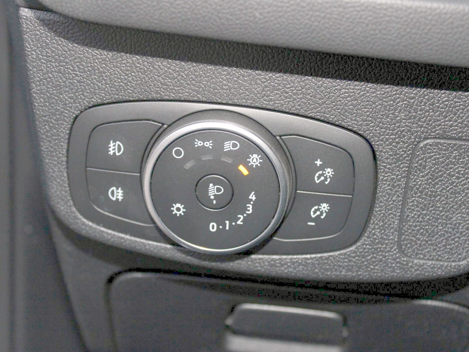 Fahrzeugabbildung Ford Focus Active 1,5 EcoBoost Start/Stopp