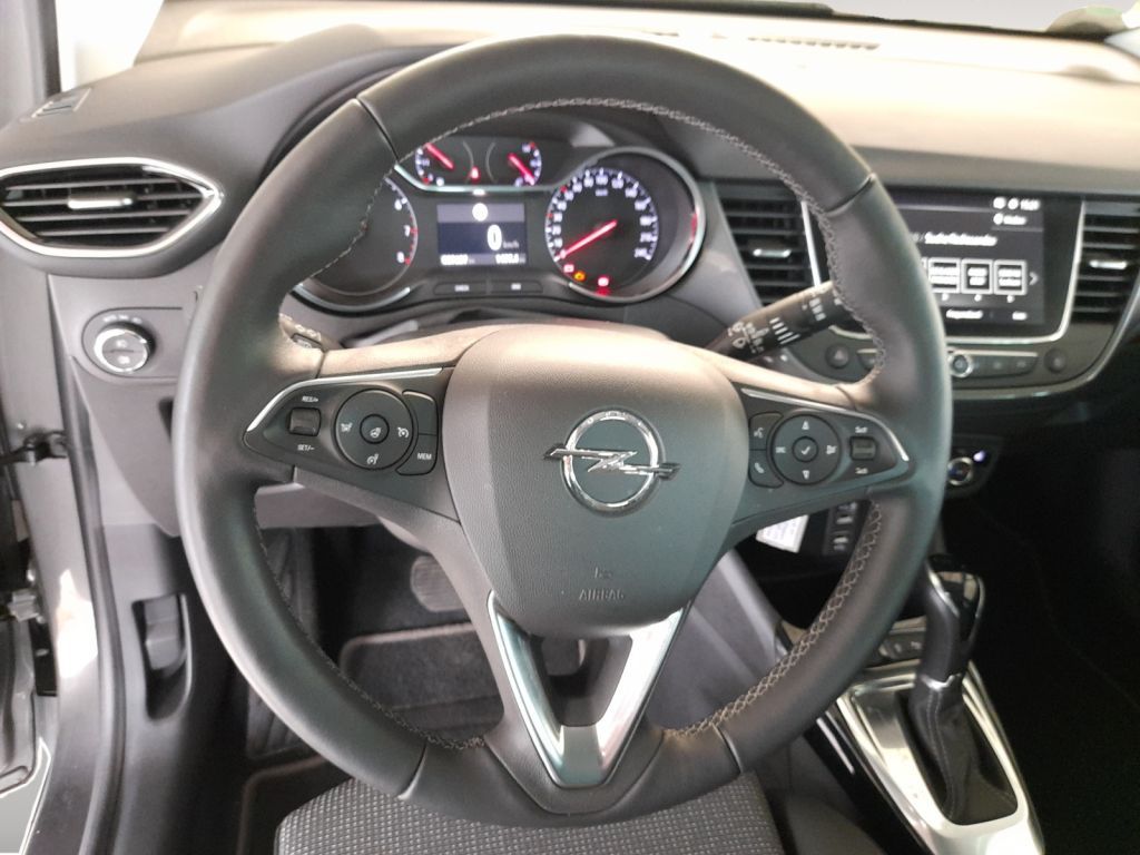 Fahrzeugabbildung Opel Crossland 1.2 Automatik Elegance LED PDC