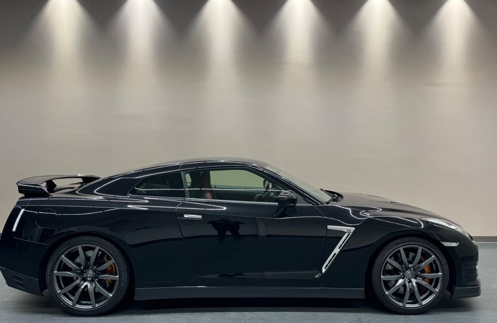 Nissan GT-R 3.8l R35**BLACK EDITION*FACELIFT*LED*BOSE**