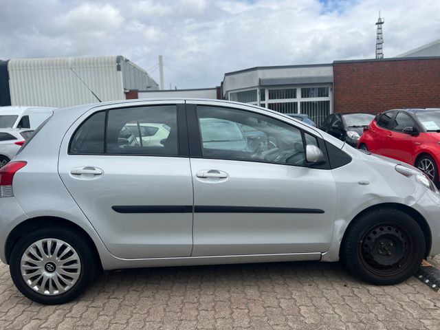 Toyota Yaris  Life