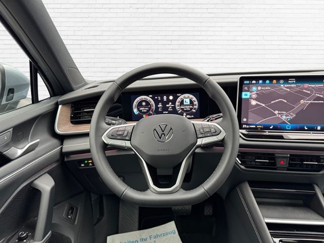 Fahrzeugabbildung Volkswagen Tayron  Elegance 2.0 TSI 4MOTION 204 DSG - AHK*M