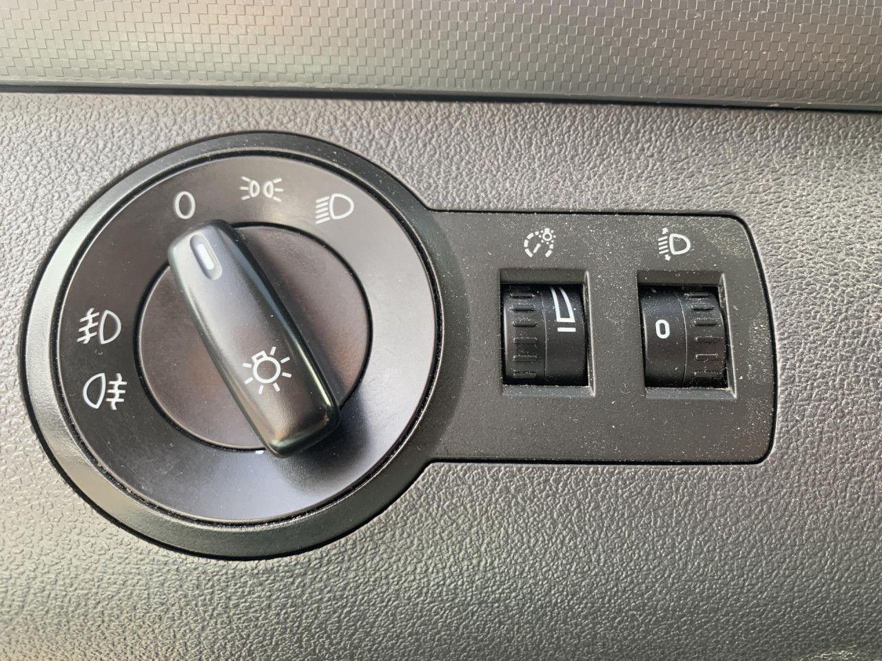 Volkswagen Caddy Maxi 2,0 TDI DPF Navi PDC 7-Sitzer
