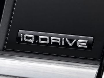 Volkswagen Tiguan - 11