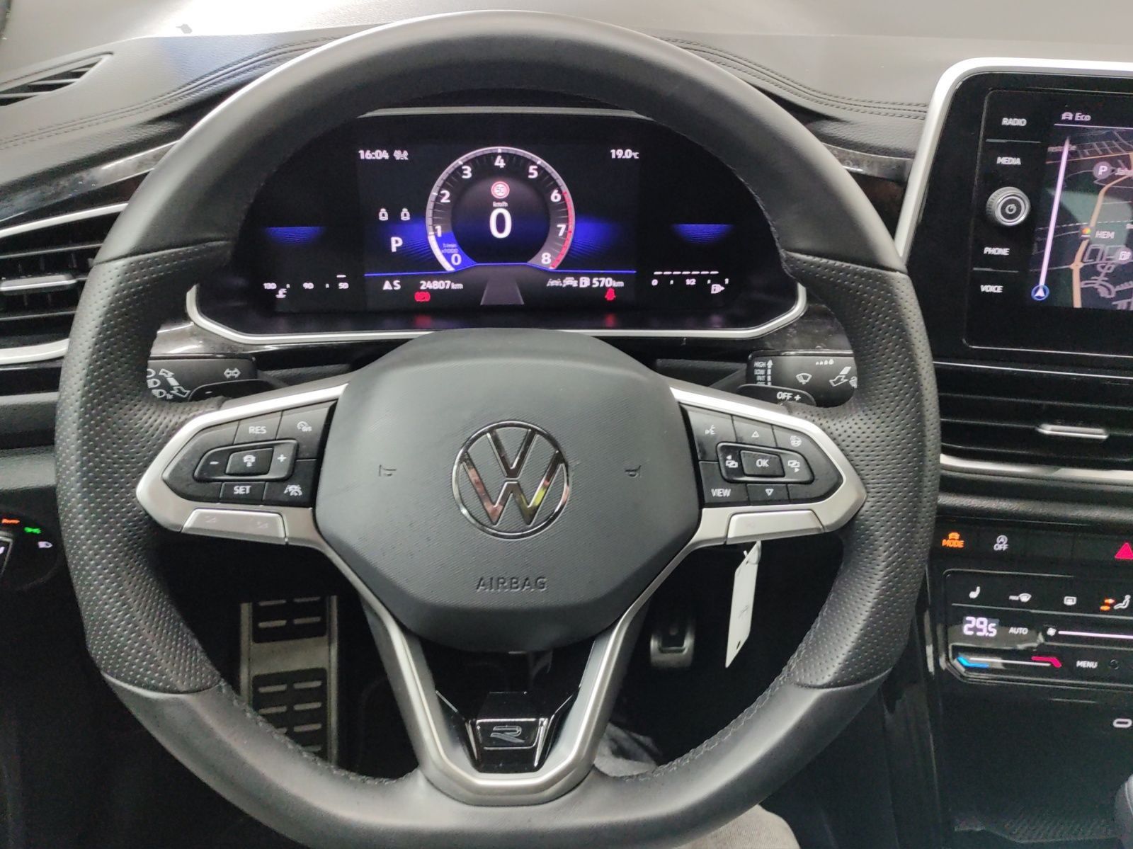 Volkswagen T-Roc - Bild 11