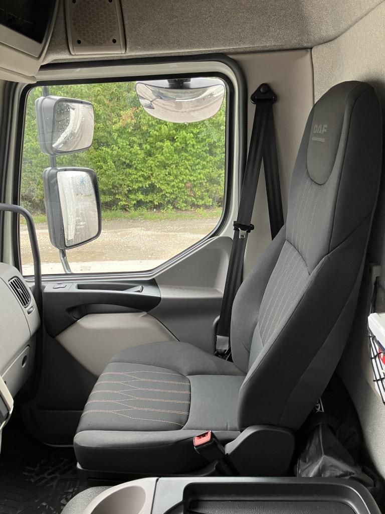 Fahrzeugabbildung DAF FA LF 260 12t Spier Pritsche Plane LBW