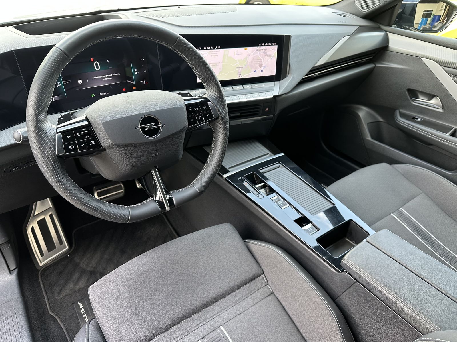 Fahrzeugabbildung Opel Astra SpT 1.5 D GS NAV+MATRIX+HUD+17ZO+360°+1HD